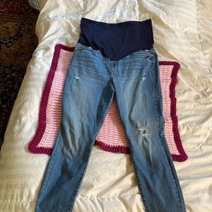 Pink Blush, Maternity Jean, never worn, size 32, slightly distressed